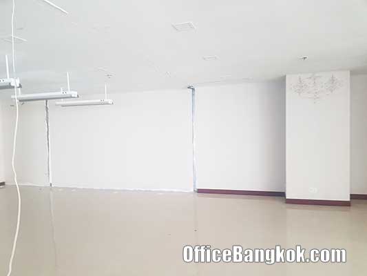 Rent Office near Asoke BTS Station