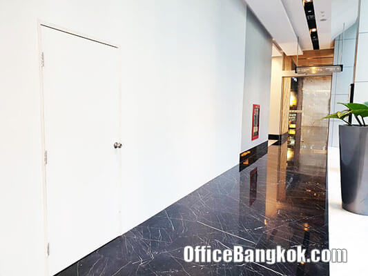 Retail Space for Rent Bang Chak BTS Station