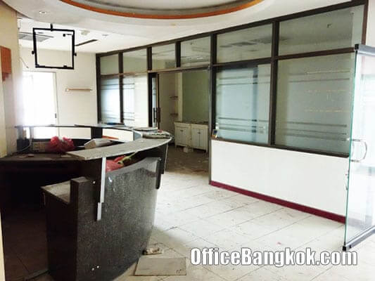 ITF Tower - Partly Furnished office for rent nearby Chong Nonsi BTS StationStation