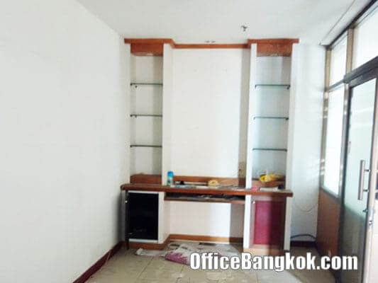 ITF Tower - Partly Furnished office for rent nearby Chong Nonsi BTS StationStation
