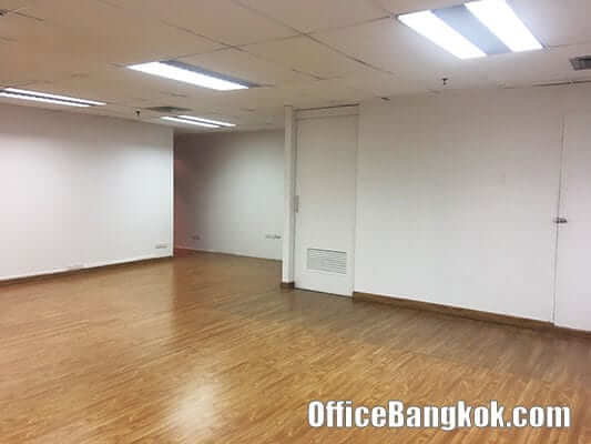 พื้นที่สำนักงานให้เช่า อาคารมหาทุน พลาซ่า