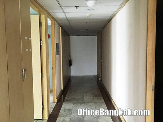 Office Space for Rent with Partly Furnished at Ocean Tower II