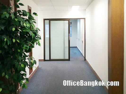 Rent Office Space with Partly Furnished on Asoke Area