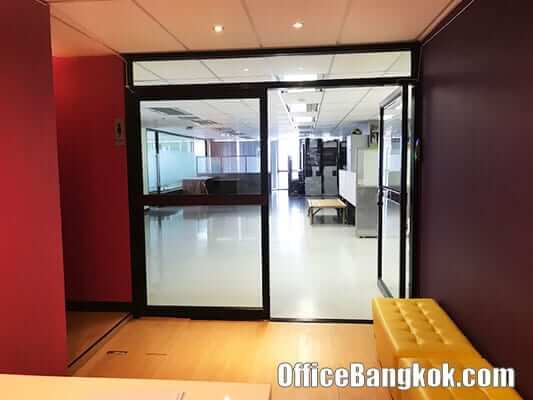 พื้นที่สำนักงานให้เช่าตกแต่งพร้อมอยู่ ใกล้ BTS สถานีสุรศักดิ์ ยูนิต B