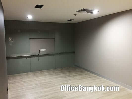 Rent Office Partly Furnished on Sathorn Road Close to BTS Surasak Station