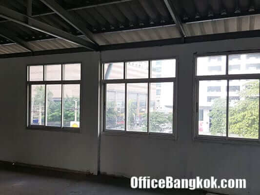 อาคารพาณิชย์ราคาถูกให้เช่าทำเลอโศก ใกล้รถไฟฟ้า BTS สถานีอโศก