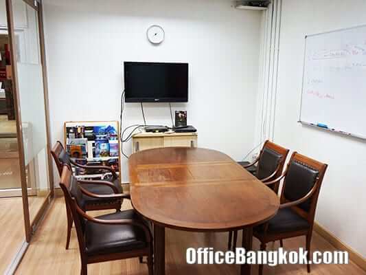 Temporary Office Space for Rent with Partly Furnished at The Trendy Office nearby Nana BTS Station