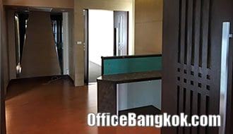 พื้นที่สำนักงานให้เช่าตกแต่งบางส่วน บนถนนวิทยุ