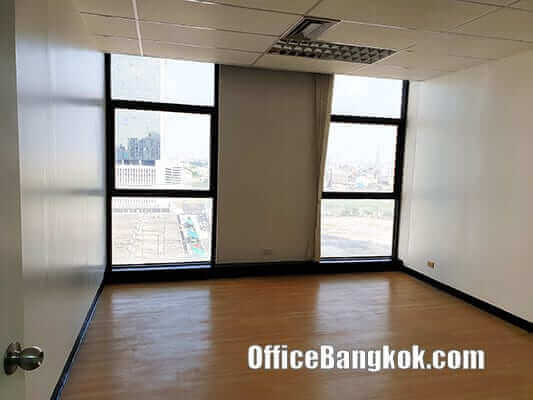 Office Space for Rent on Ratchadapisek close to Sutthisan MRt Station