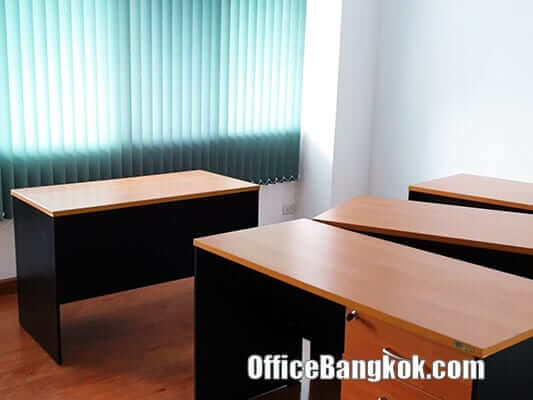 Office Space for Rent close to Huai Khwang MRT Station