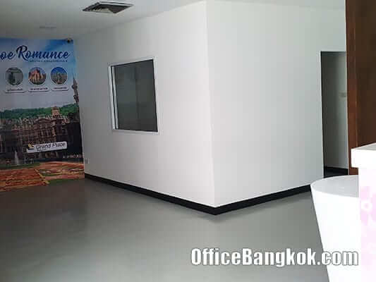 Rent Office Ratchada near Huai Khwang MRT Station