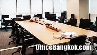 Rent Office in Bangkok on Ratchadapisek Road near Suthisarn MRT Station