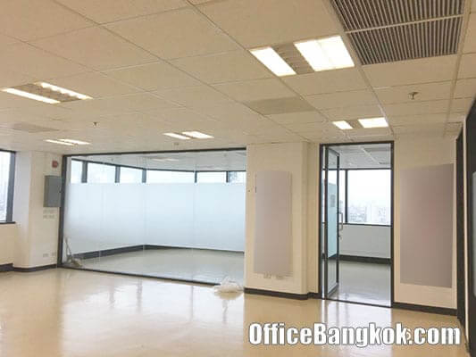 Office for Rent Ratchada near MRT Station