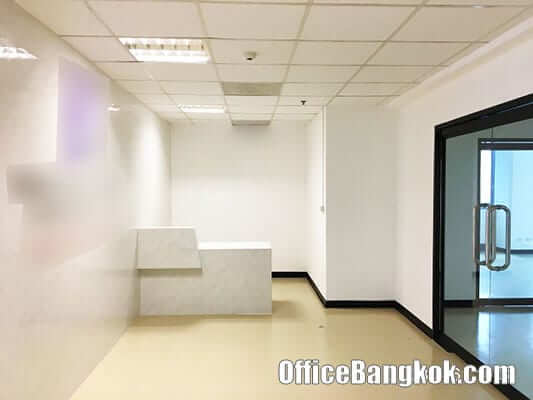 Office for Rent Ratchada near MRT Station