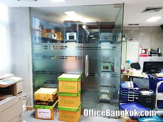 Small Office for Rent Sutthisan MRT Station