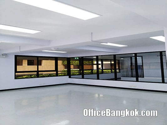 Office Space for Rent New Renovate on Asoke near Phetchaburi MRT Station