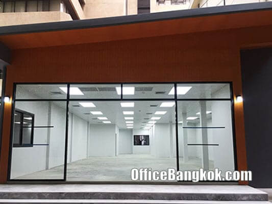 Rent Retail Space on Asoke Near Phetchaburi MRT Station