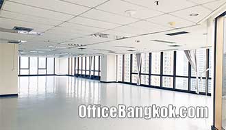 Office Space for Rent on Asoke Near Phetchaburi MRT Station 270 Sqm