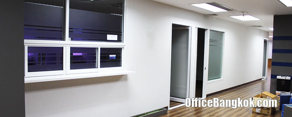 Rent Furnished Office near Phetchaburi MRT Station