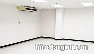 Rent Office on Asoke near Phetchaburi MRT Station