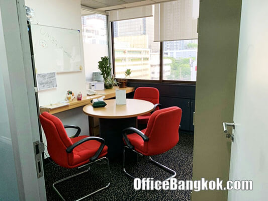 Rent Office with Partly Furnished size 130 Square Metre near Phetchaburi MRT Station