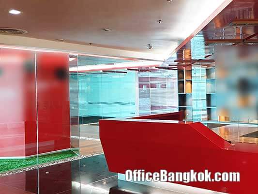 Beautiful Furnished Office Space on Ratchada Road close to MRT Station Size 1,100 Sqm