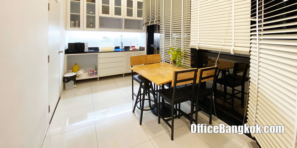 Rent Fully Furnished Office Space Near Rama 9 MRT Station