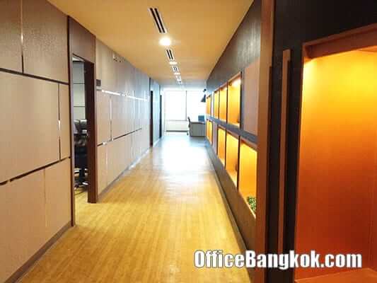Fully Furnished Office Space at Huai Khwang