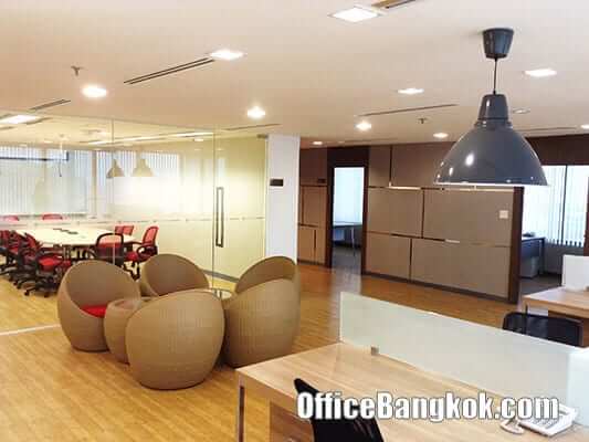 Fully Furnished Office Space at Huai Khwang