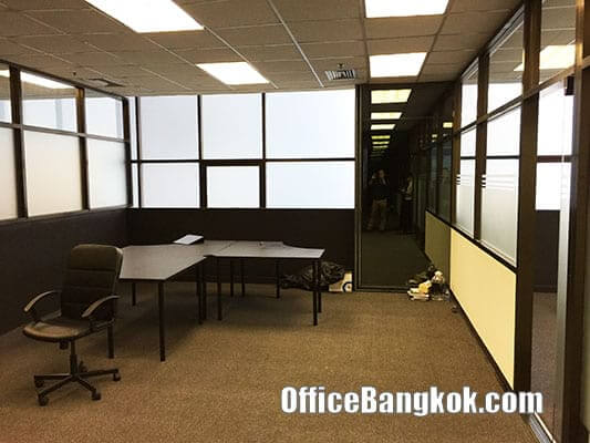 Furnished Office Space for Rent on Asoke Area Near Phetchaburi MRT Station