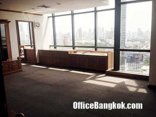 พื้นที่สำนักงานให้เช่า ตกแต่งบางส่วน อาคารลุมพินี ทาวเวอร์