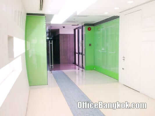 RS Tower - Fully Furnished office for rent nearby Thailand Cultural Centre MRT Station