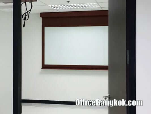 Office Space for rent on Asoke with Partly Furnished near Phetchaburi MRT Station