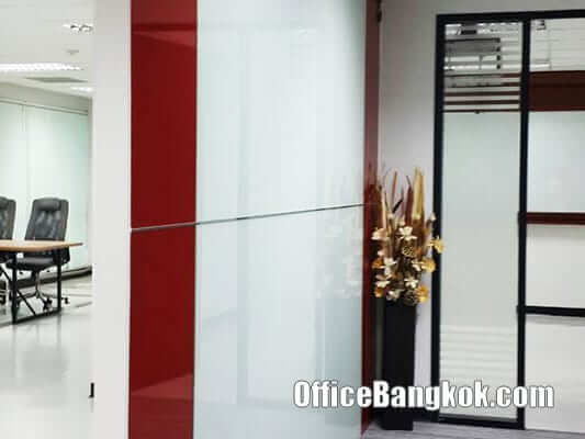 Office Space for rent on Asoke with Partly Furnished near Phetchaburi MRT Station