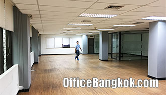 Rent Office Parlty Furnished 200 sqm Phahonyothin