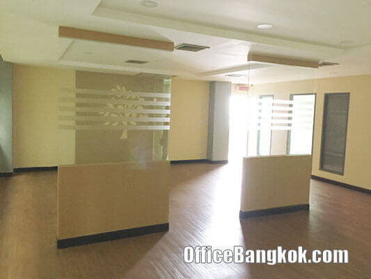 Rent Office Parlty Furnished 200 sqm Phahonyothin