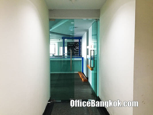 Rent Office on Phahonyothin Road