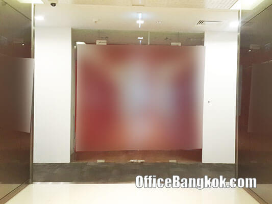 Rent Office on Sathorn with Partly Furnished only 10 minute walk to Chong Nonsi BTS Station