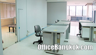 Cheap Office Space for Rent with Fully Furnished on Surawong