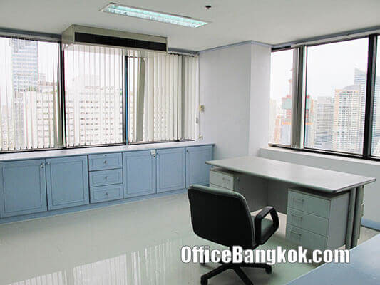 Cheap Office Space for Rent with Fully Furnished on Surawong