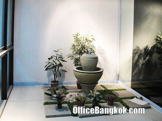 Cheap Office Space for Rent with Fully Furnished on Surawong