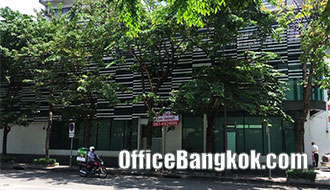 3 Storey of Stand Alone Office Building for Rent on Surawong