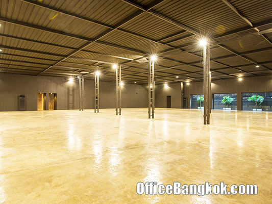 Stand Alone of Modern Office for Rent in Bangkok on Bangna Area