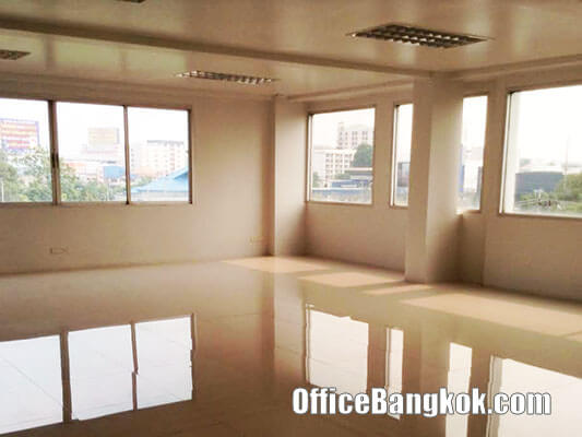Small and Cheap Office Space for Rent on Bangna