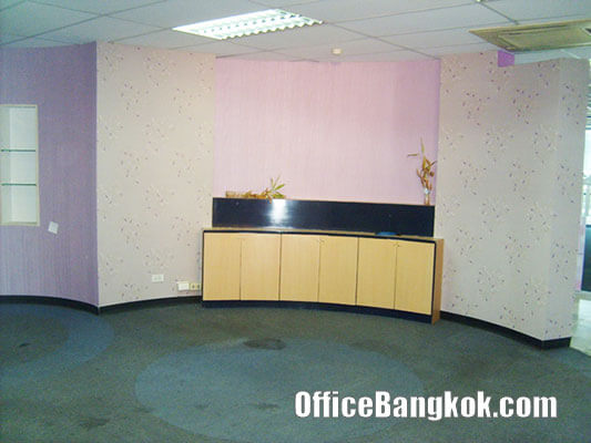 Fully Furnished Office Ratchada Area