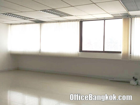 Office Space for Rent on Ratchadapisek Road near Thailand Cultural Centre