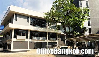 Stand Alone Office Building for Rent at Lan Luang Road