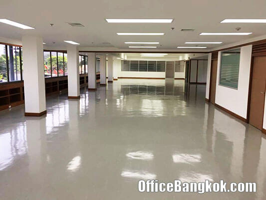 Stand Alone Office Building for Rent at Lan Luang Road