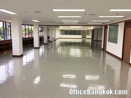 Stand Alone Office Building for Rent at Lan Luang Road