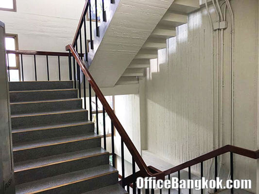 Stand Alone Office Building for Rent at Lan Luang Road